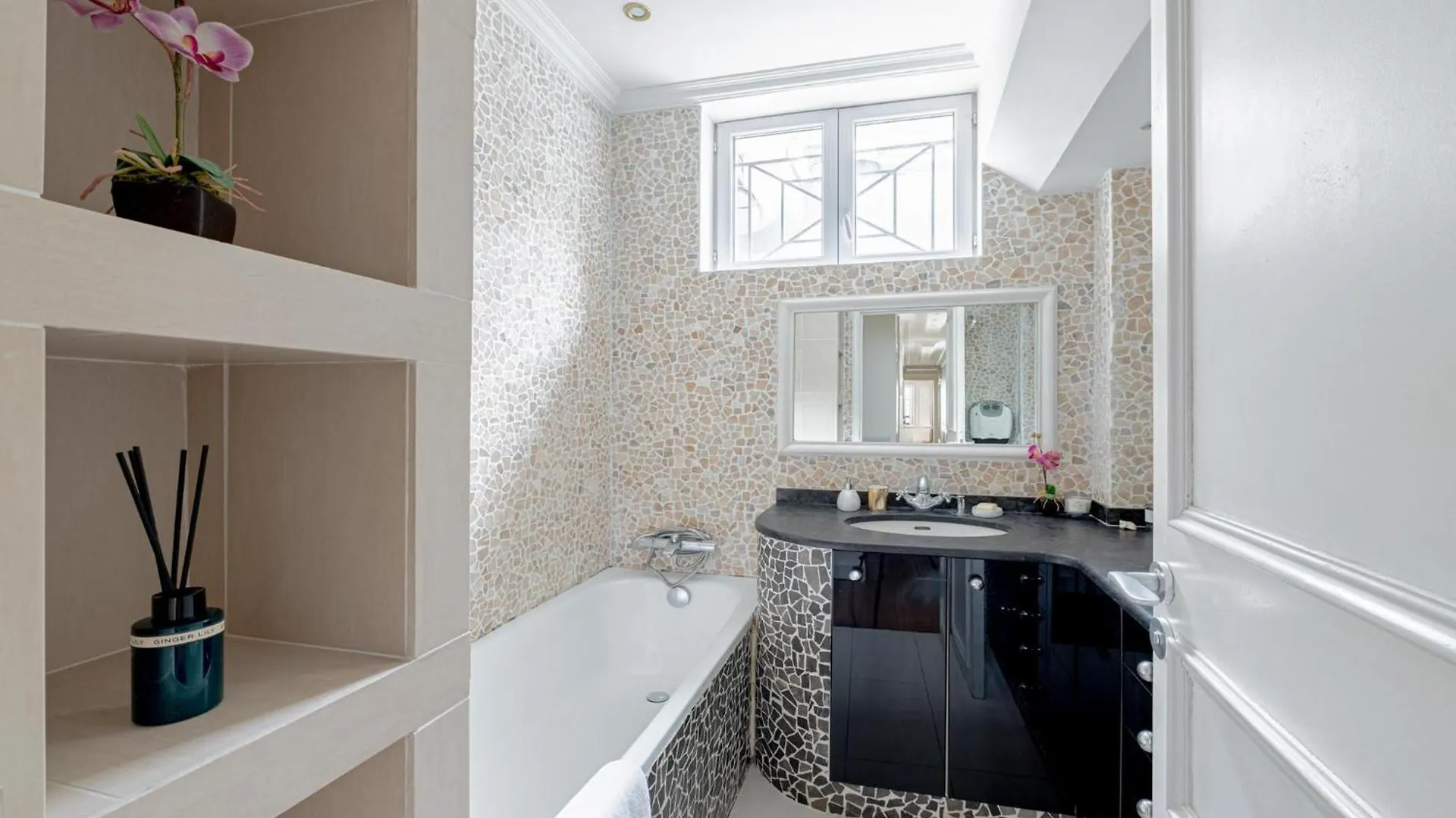 Apartamento Parisian Elegance 2Bedr In The 16Th