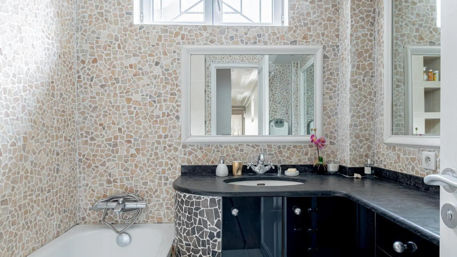 Apartamento Parisian Elegance 2Bedr In The 16Th Francia