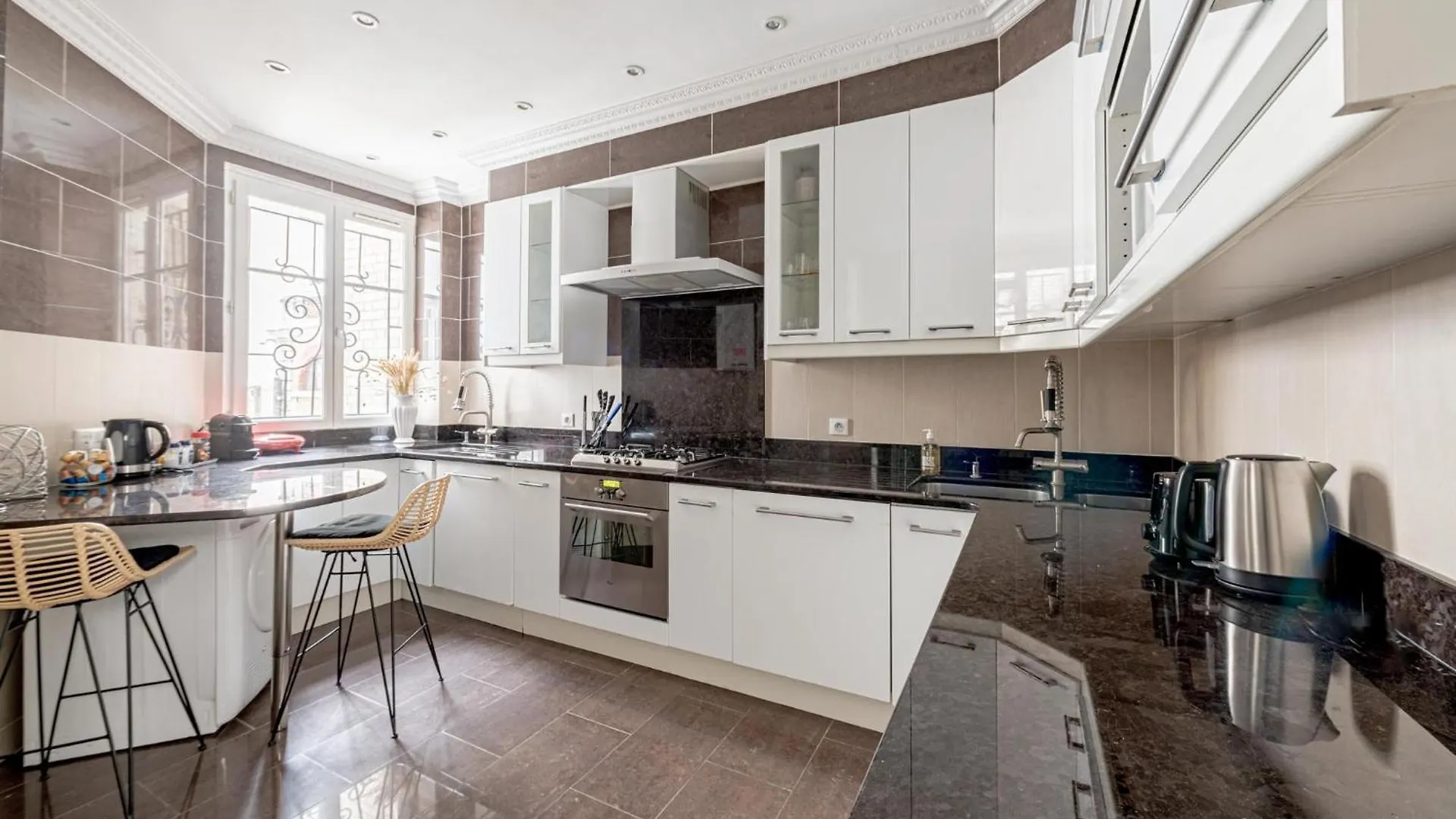 Apartamento Parisian Elegance 2Bedr In The 16Th Francia