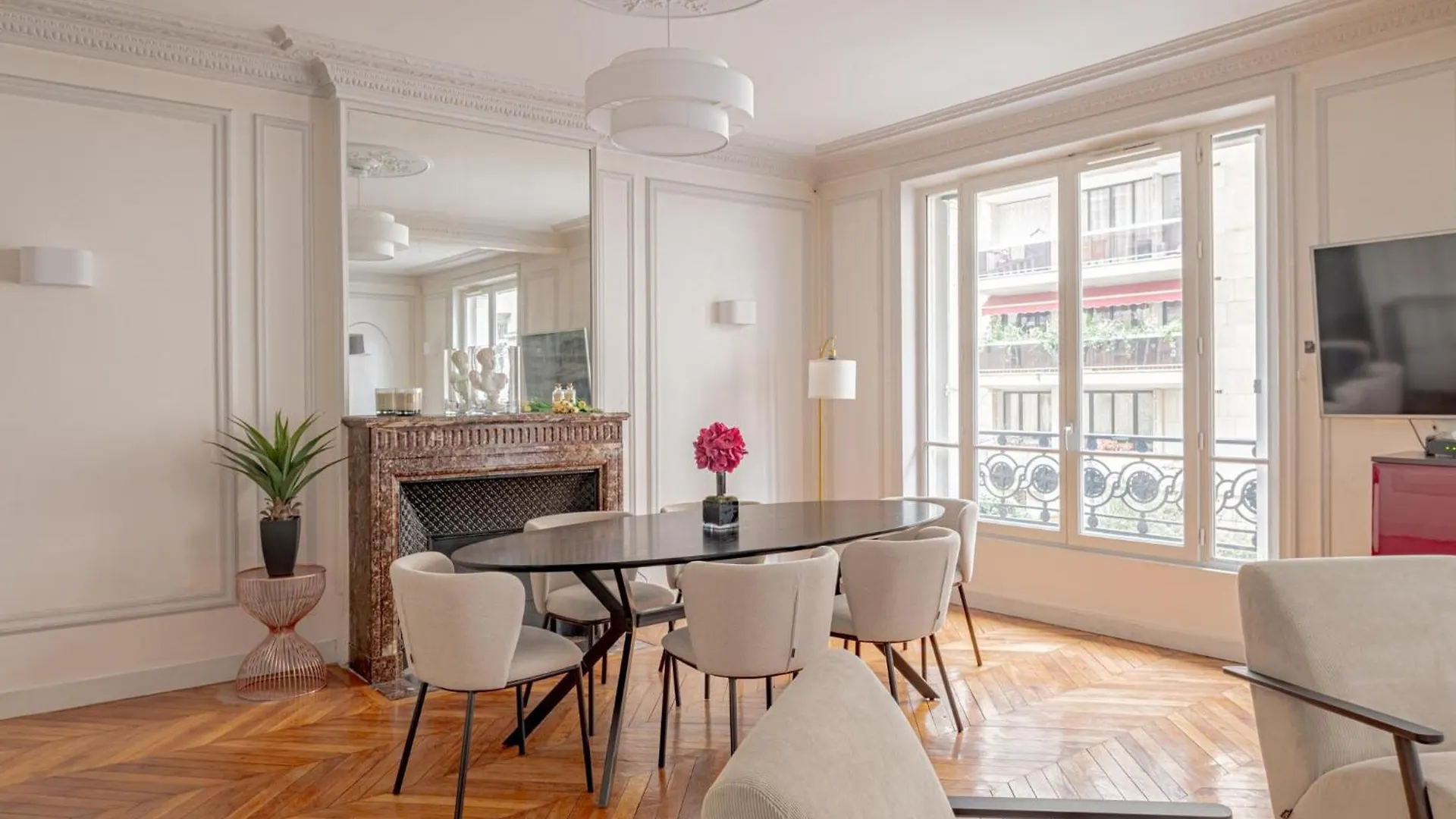 Apartamento Parisian Elegance 2Bedr In The 16Th